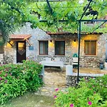 Plum Garden ヴィラ フェティエ