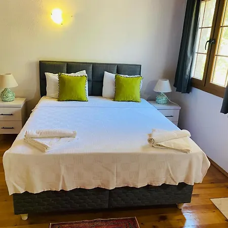 Plum Garden Βίλα *